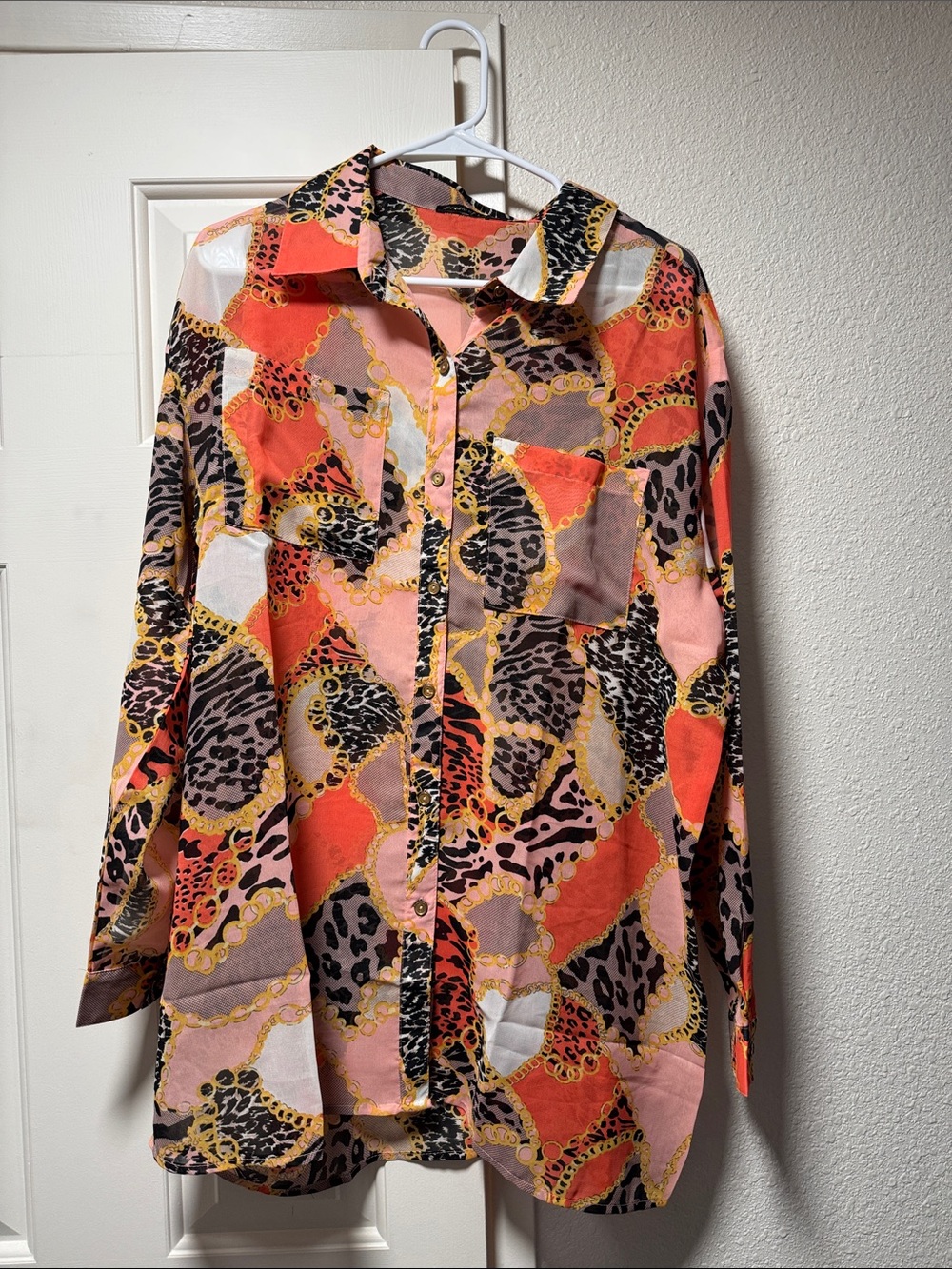 Sheer Bold Chain & Leopard Print Button-Up Shirt - Coral & Pink